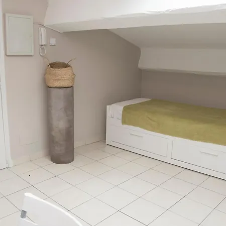 Le Clos De Manon Apartment
